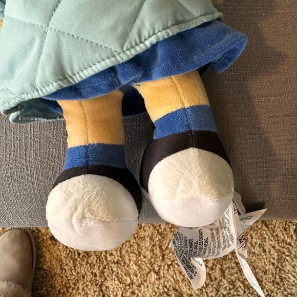 Lucy Pillow Peanuts Plush 16 inch Snuggler Lucy Toy Charlie Brown Gang - Picture 7 of 8